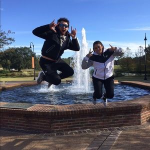 Meet your Posher, Cameron